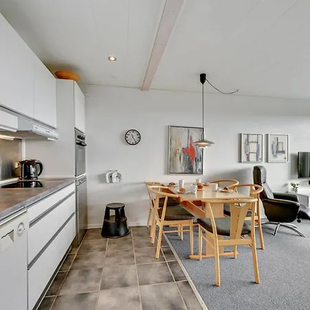 شقة Elizabeta - 100m To The Fjord By Interhome *